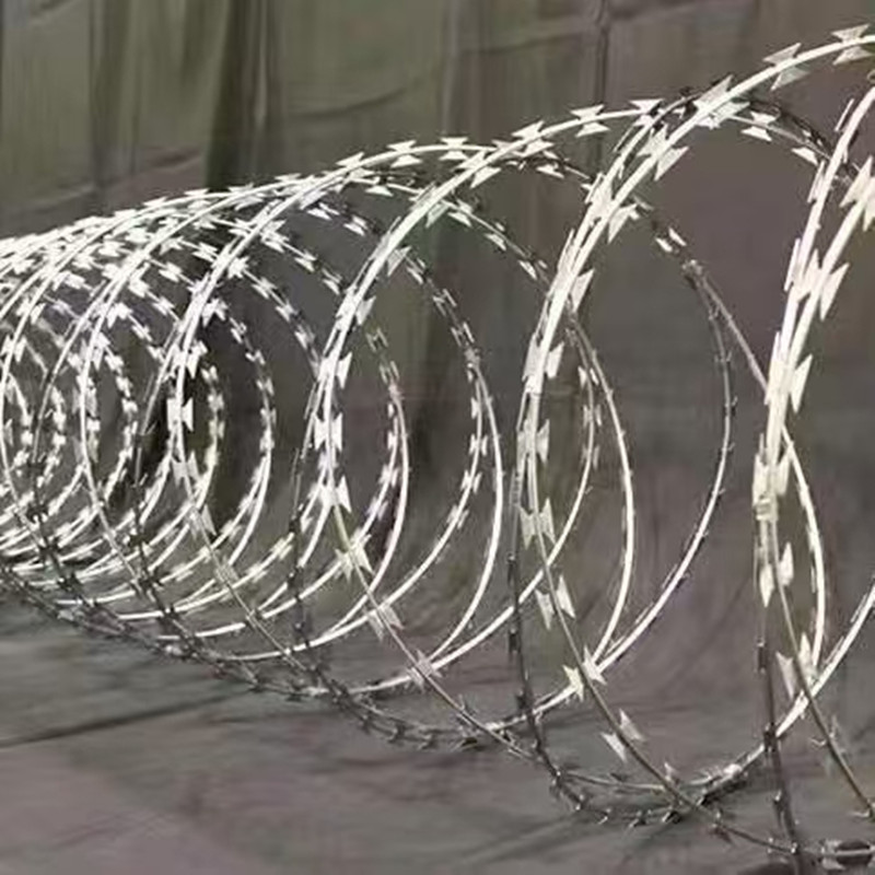 Лезвие бритвы колючая проволока